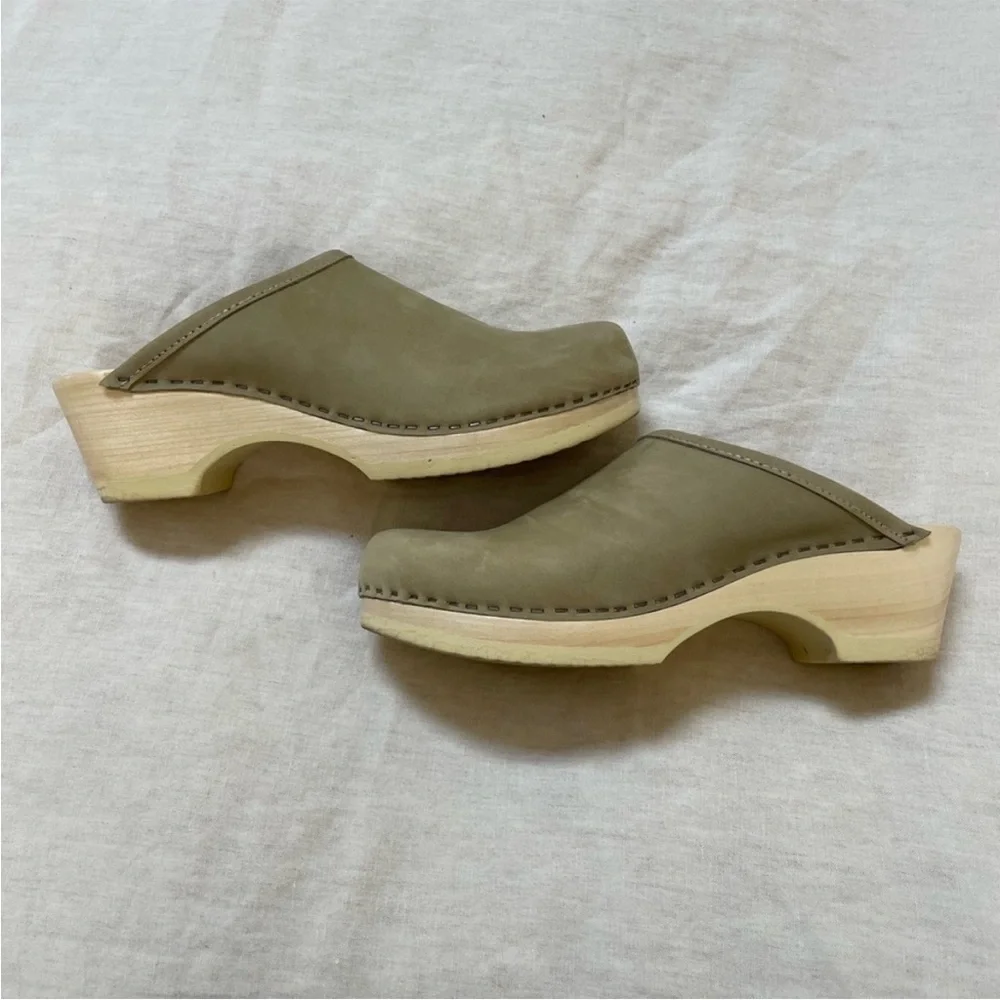 No. 6 Old School Clog size 37 - Picture 2 of 6